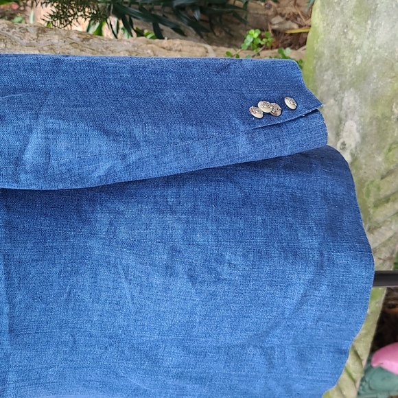 Lauren Ralph Lauren distressed blue linen blazer, size 10P. EUC - Picture 9 of 14